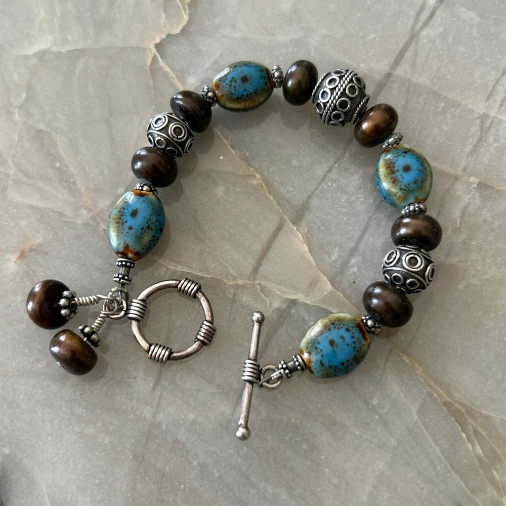 Sterling Silver with Cultured Chocolate Pearls and Glass Beaded Toggle Bracelet